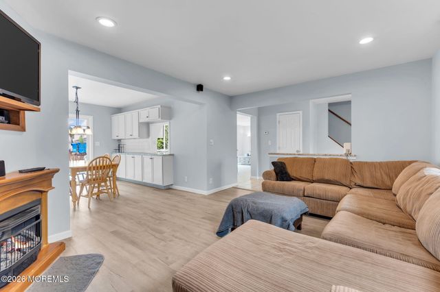 460 Cedar Drive, Lanoka Harbor, NJ 08734