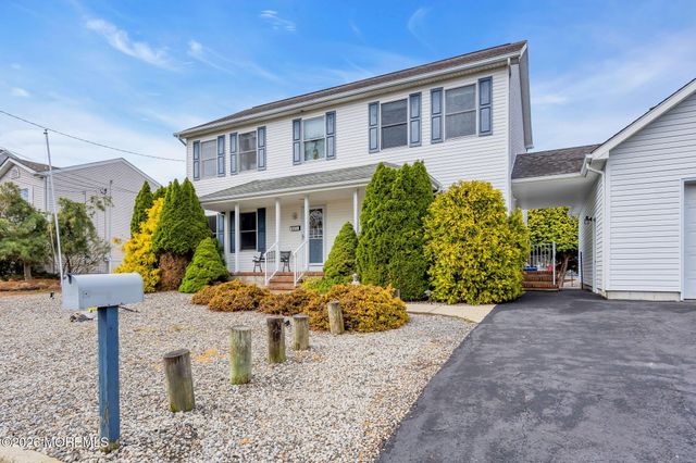 460 Cedar Drive, Lanoka Harbor, NJ 08734