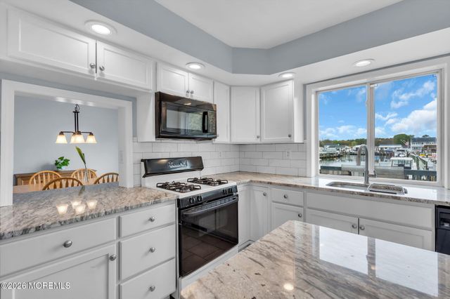 460 Cedar Drive, Lanoka Harbor, NJ 08734