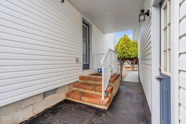 460 Cedar Drive, Lanoka Harbor, NJ 08734