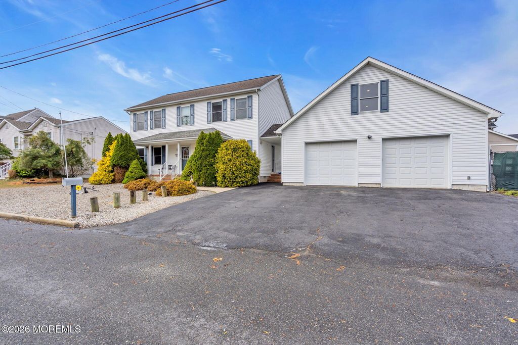 460 Cedar Drive, Lanoka Harbor, NJ 08734