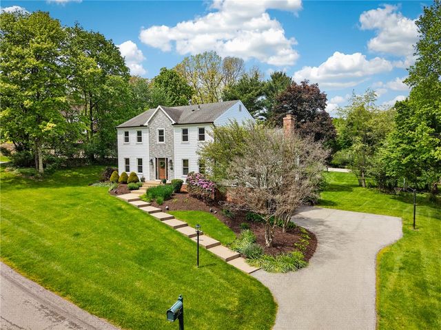 314 Blue Run Rd, Indiana Twp, PA 15024