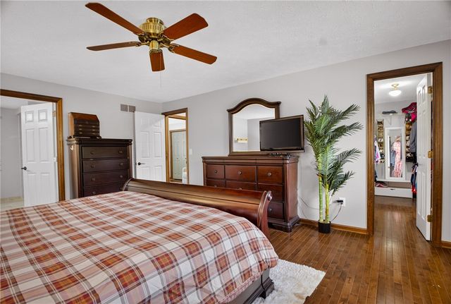 314 Blue Run Rd, Indiana Twp, PA 15024