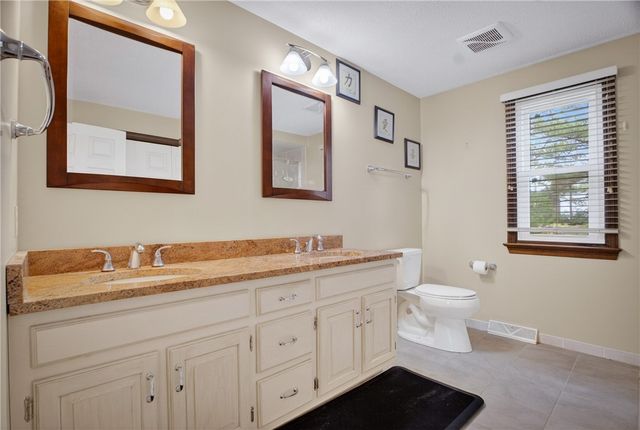 314 Blue Run Rd, Indiana Twp, PA 15024
