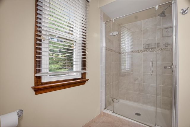 314 Blue Run Rd, Indiana Twp, PA 15024