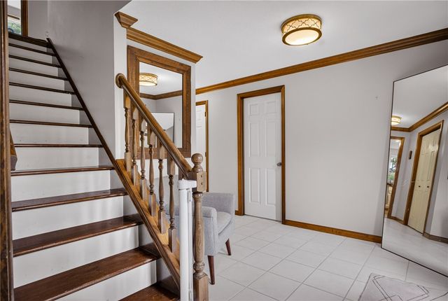314 Blue Run Rd, Indiana Twp, PA 15024