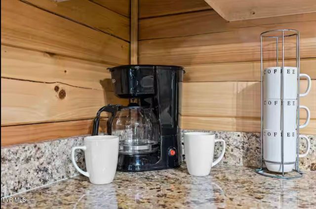 3204 Choctaw Hill Way, Pigeon Forge, TN 37863