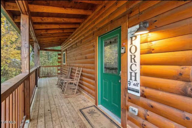 3204 Choctaw Hill Way, Pigeon Forge, TN 37863