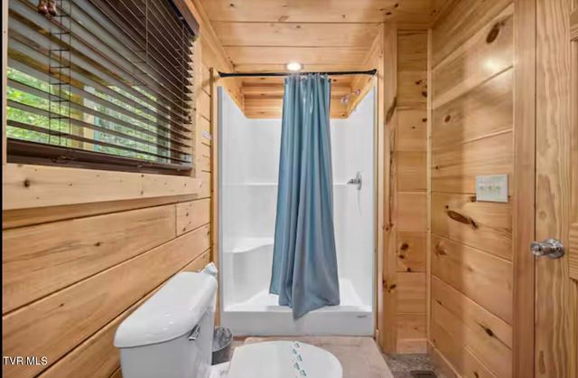 3204 Choctaw Hill Way, Pigeon Forge, TN 37863