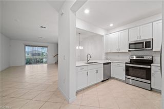 2878 Blossom WAY, Naples, FL 34120