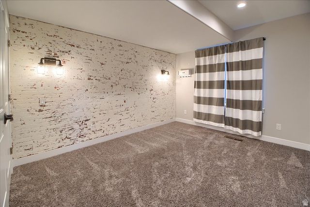 10868 S ASCOT PKWY, Sandy, UT 84092