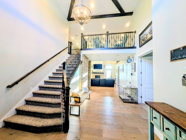 10868 S ASCOT PKWY, Sandy, UT 84092