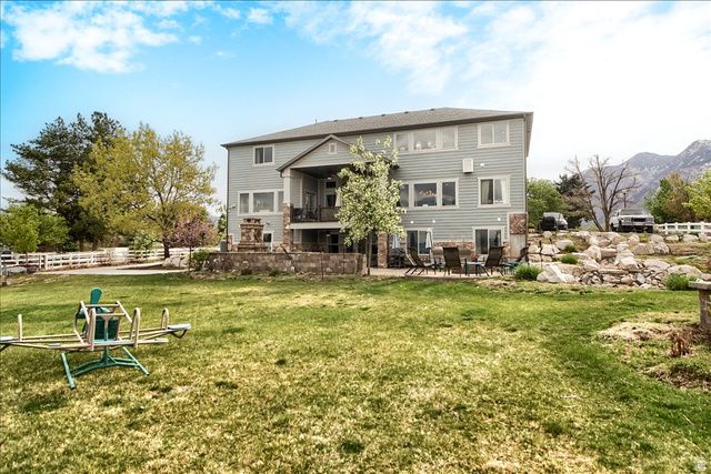 10868 S ASCOT PKWY, Sandy, UT 84092
