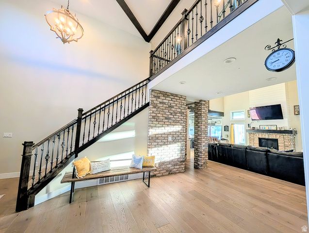 10868 S ASCOT PKWY, Sandy, UT 84092