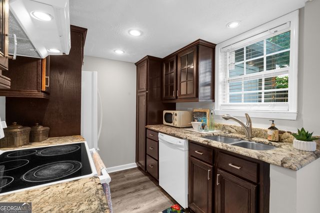 406 Northdale Court, Lawrenceville, GA 30046
