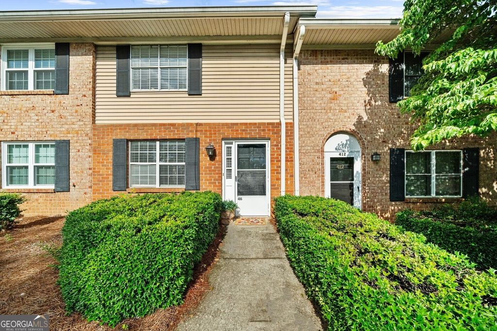 406 Northdale Court, Lawrenceville, GA 30046