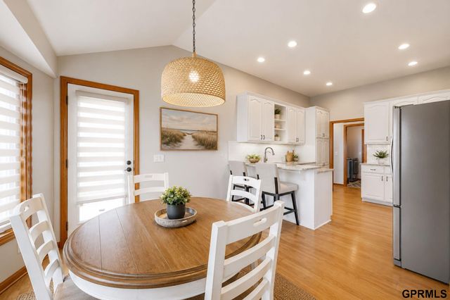 9504 S 179Th Street, Omaha, NE 68136