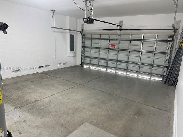 27034 SW 132nd Ct Rd, Homestead, FL 33032