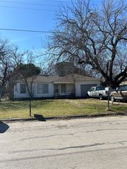 7721 Colton Drive, White Settlement, TX 76108