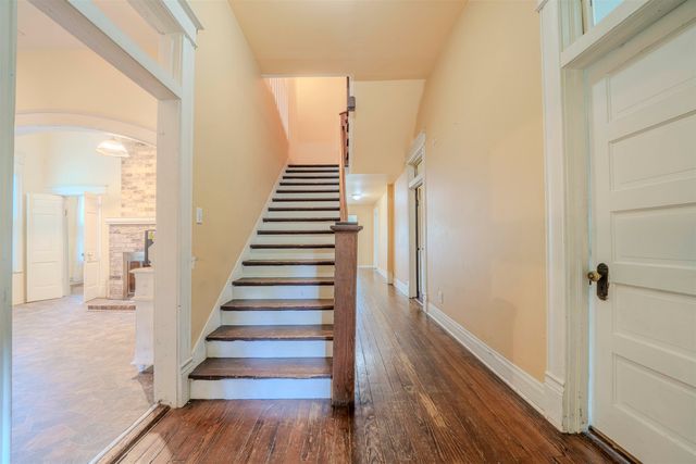 1306 E Fannin St., Marshall, TX 75670