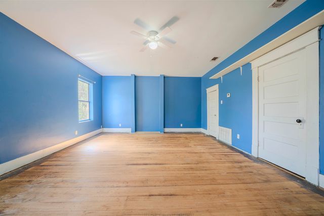 1306 E Fannin St., Marshall, TX 75670