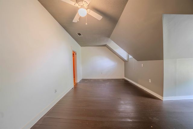 1306 E Fannin St., Marshall, TX 75670