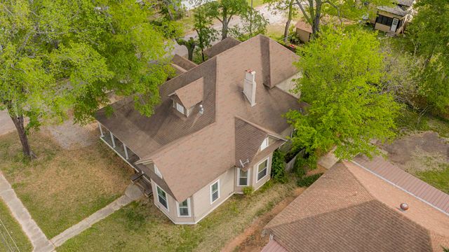 1306 E Fannin St., Marshall, TX 75670