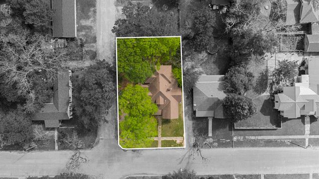 1306 E Fannin St., Marshall, TX 75670