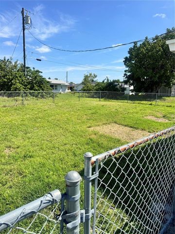 166 DARTMOUTH DRIVE NW, Port Charlotte, FL 33952