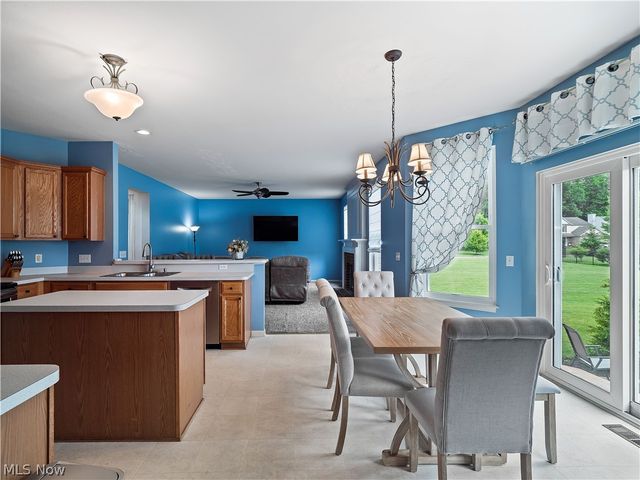 9205 King Court, Olmsted Twp, OH 44138