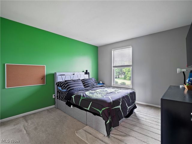9205 King Court, Olmsted Twp, OH 44138
