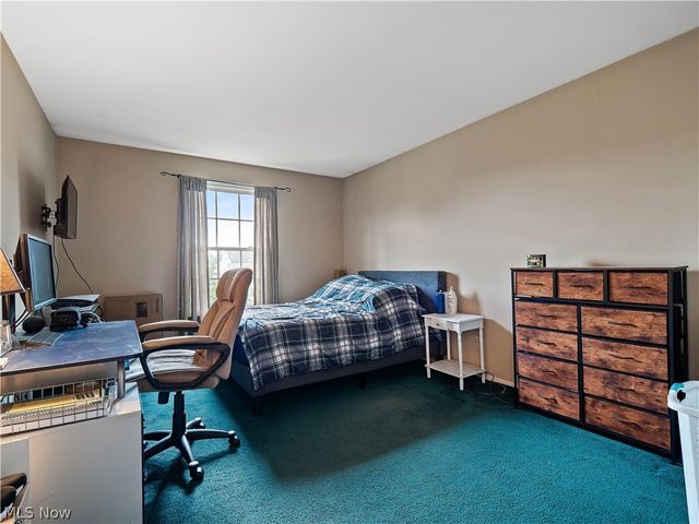 9205 King Court, Olmsted Twp, OH 44138