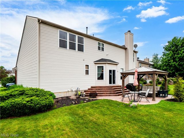 9205 King Court, Olmsted Twp, OH 44138