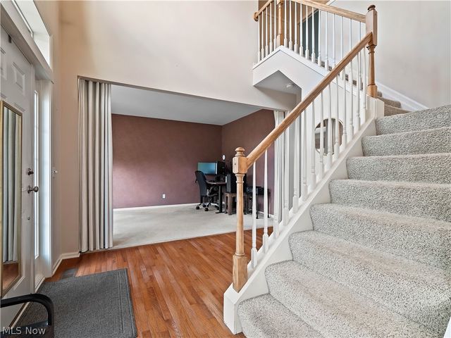 9205 King Court, Olmsted Twp, OH 44138
