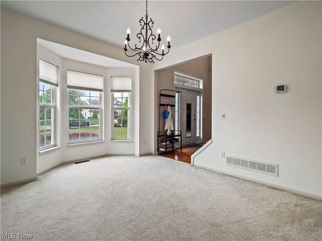9205 King Court, Olmsted Twp, OH 44138