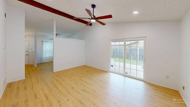 5503 Creek Valley Drive, Arlington, TX 76018