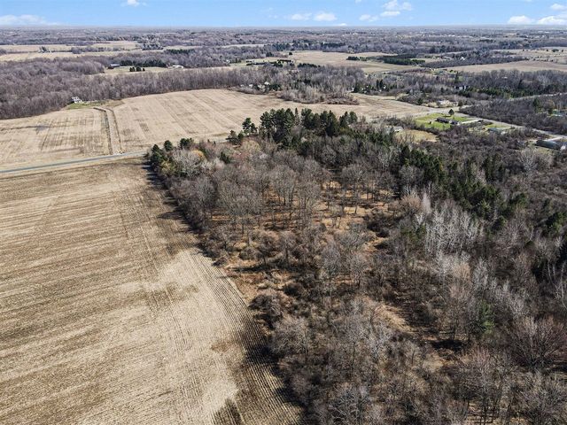 2738 64th Street, Fennville, MI 49408