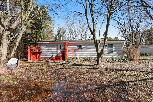 2738 64th Street, Fennville, MI 49408