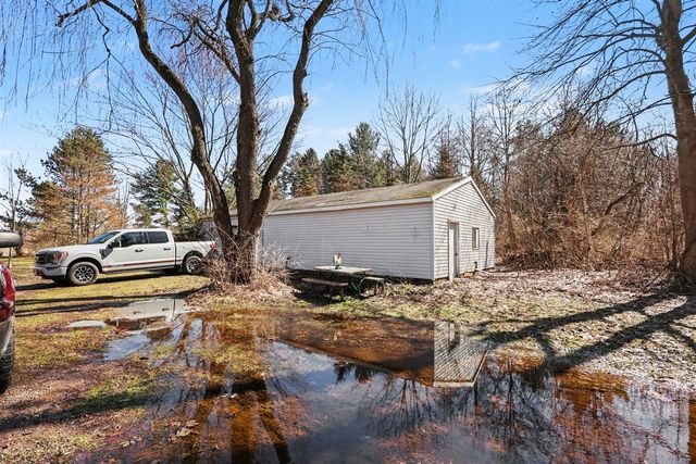 2738 64th Street, Fennville, MI 49408