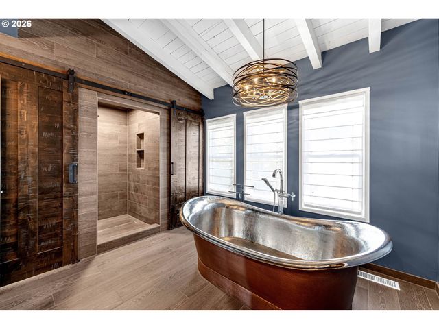 303 Nw 14TH Ave, Camas, WA 98607