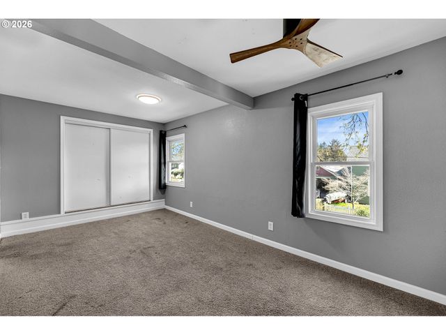 303 Nw 14TH Ave, Camas, WA 98607