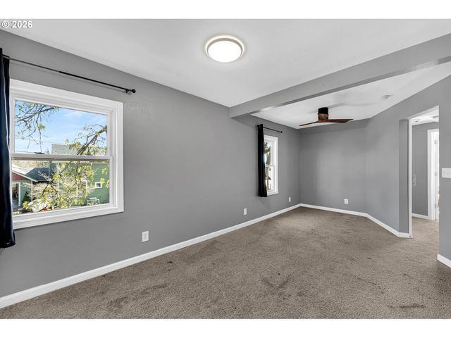 303 Nw 14TH Ave, Camas, WA 98607