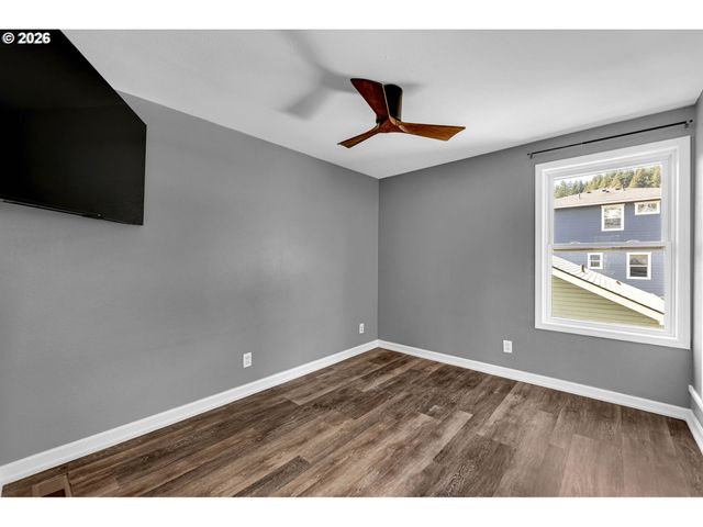 303 Nw 14TH Ave, Camas, WA 98607
