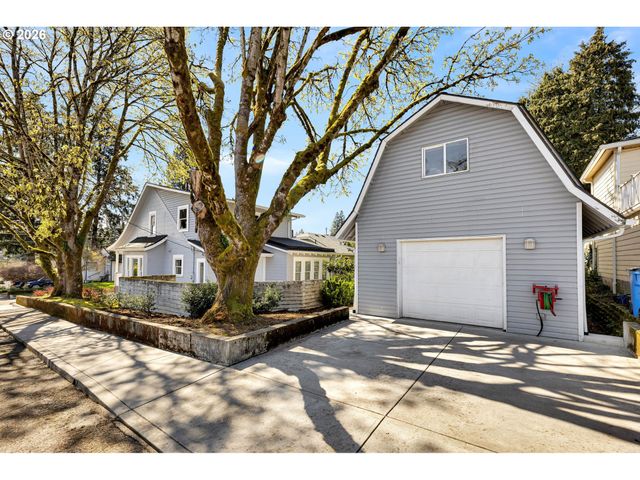 303 Nw 14TH Ave, Camas, WA 98607