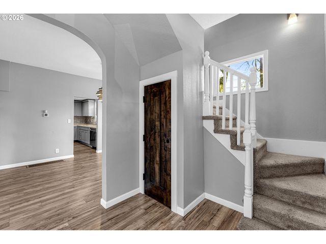 303 Nw 14TH Ave, Camas, WA 98607