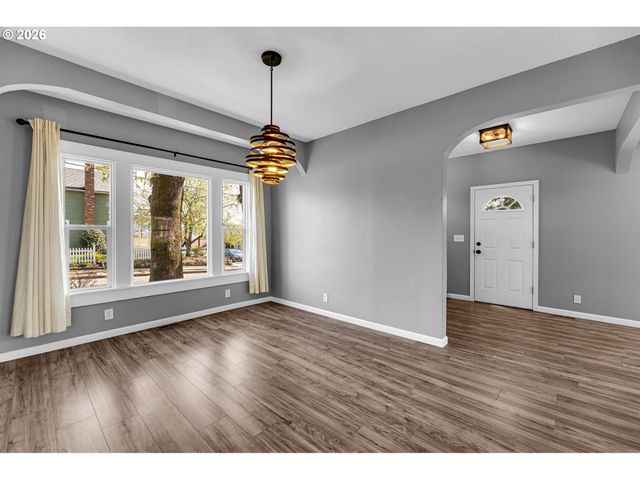 303 Nw 14TH Ave, Camas, WA 98607