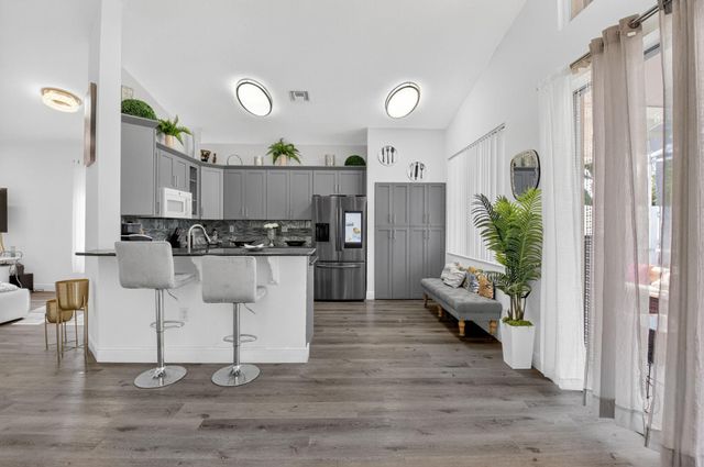 1023 Fairfax Cir, Boynton Beach, FL 33436