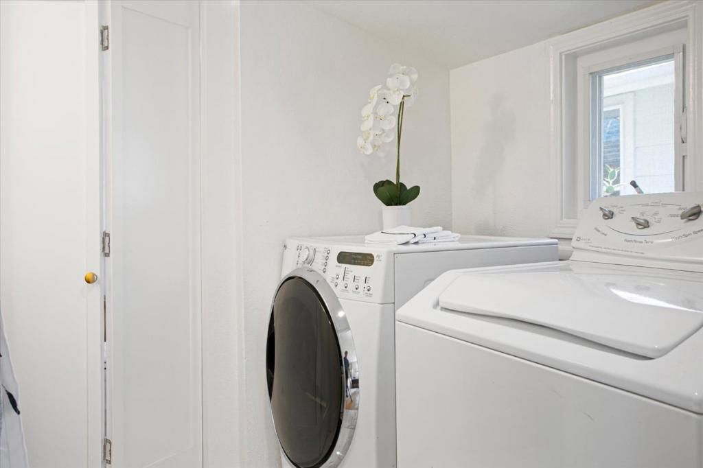 Image 18 of property listing at Stacia Street, Los Gatos, CA 95030