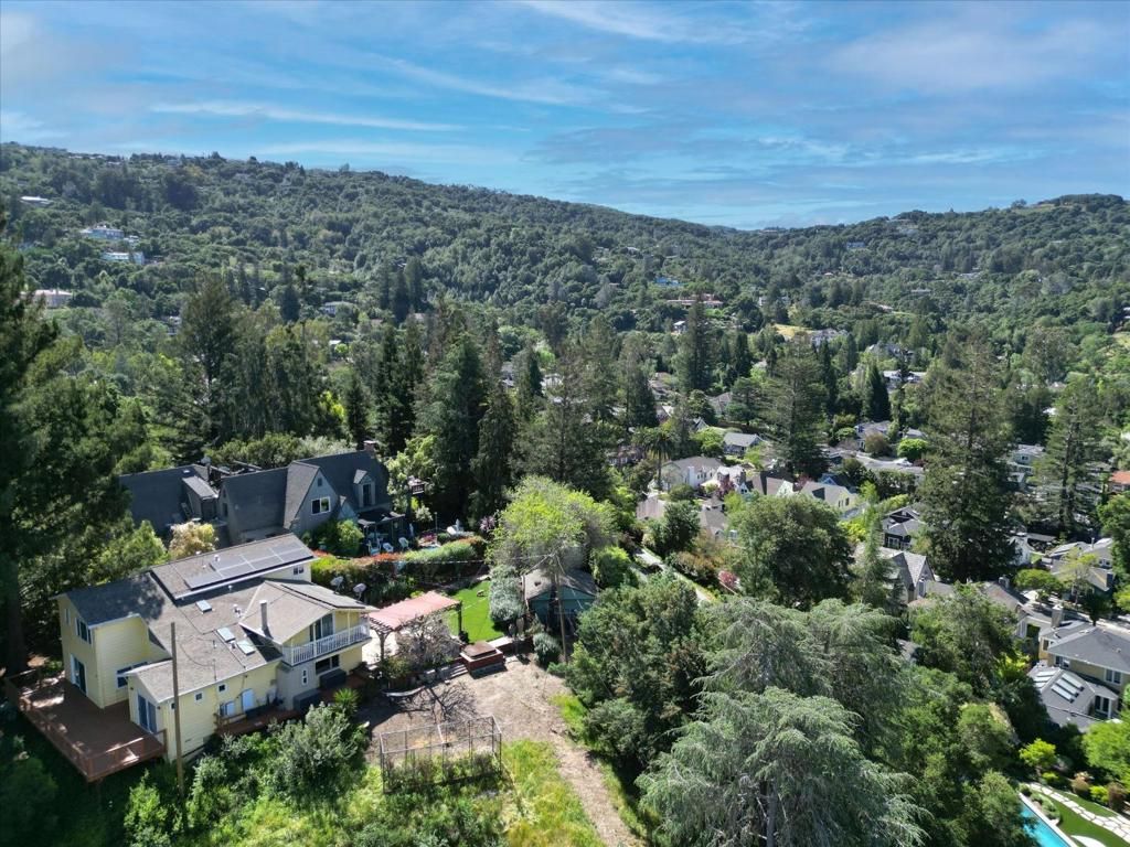 Image 34 of property listing at Stacia Street, Los Gatos, CA 95030
