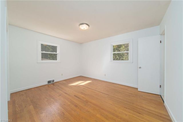 2634 Weymoth Road, Winston-salem, NC 27103